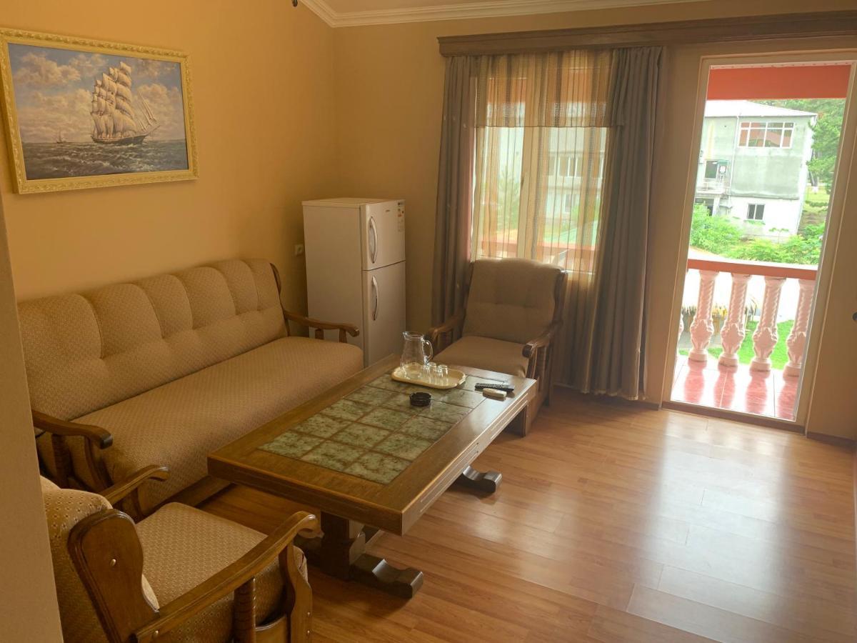 Guest House Rusalka 科布列季 外观 照片