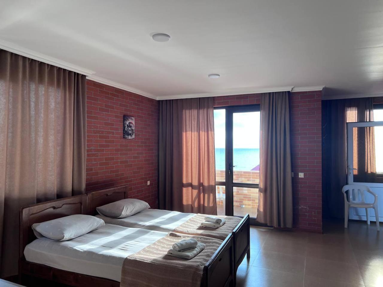 Guest House Rusalka 科布列季 外观 照片