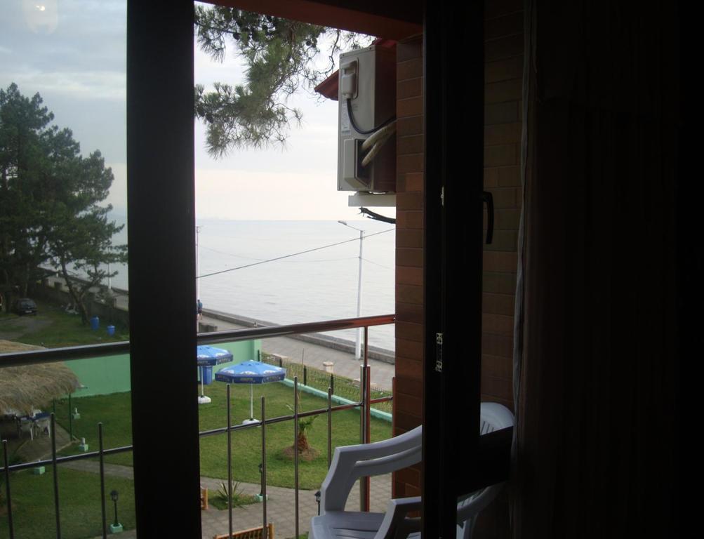 Guest House Rusalka 科布列季 外观 照片