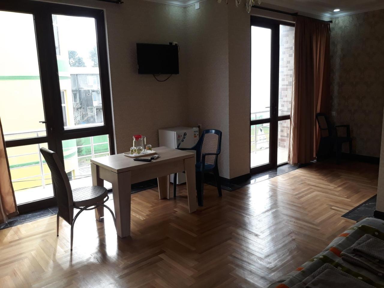 Guest House Rusalka 科布列季 外观 照片